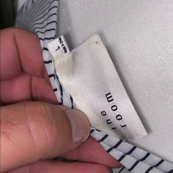 The Room Stylish Summer Top - Picture 3 of 3